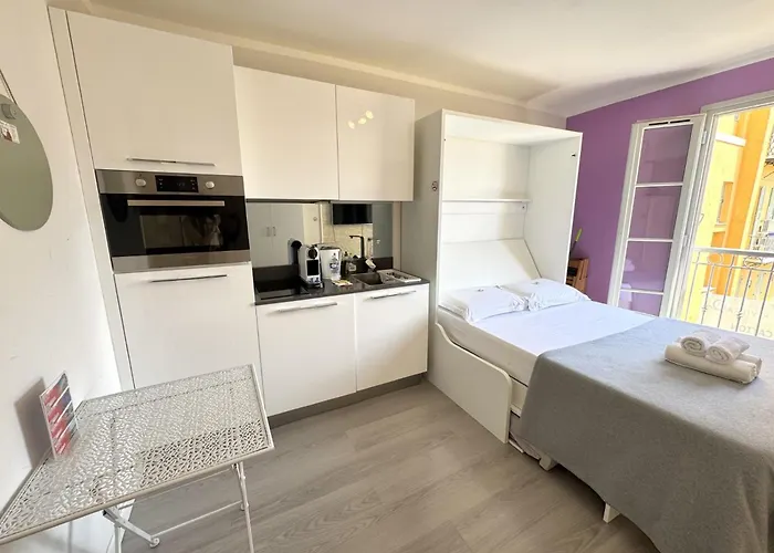 アパート Riviera Cote D'azur - Old Town - Ac - Sea View - 50m Promenade Des Anglais- La Maison Linda 3*