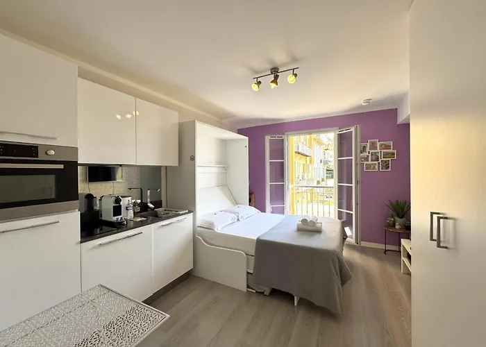 Riviera Cote D'azur - Old Town - Ac - Sea View - 50m Promenade Des Anglais- La Maison Linda 3*